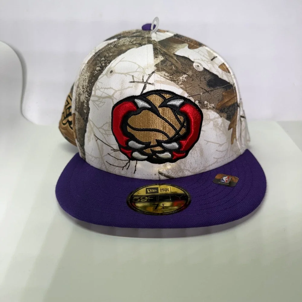 New Era Toronto Raptors Hat Mens 7 1/4 Purple RealTree Camo 59FIFTY Fitted NBA